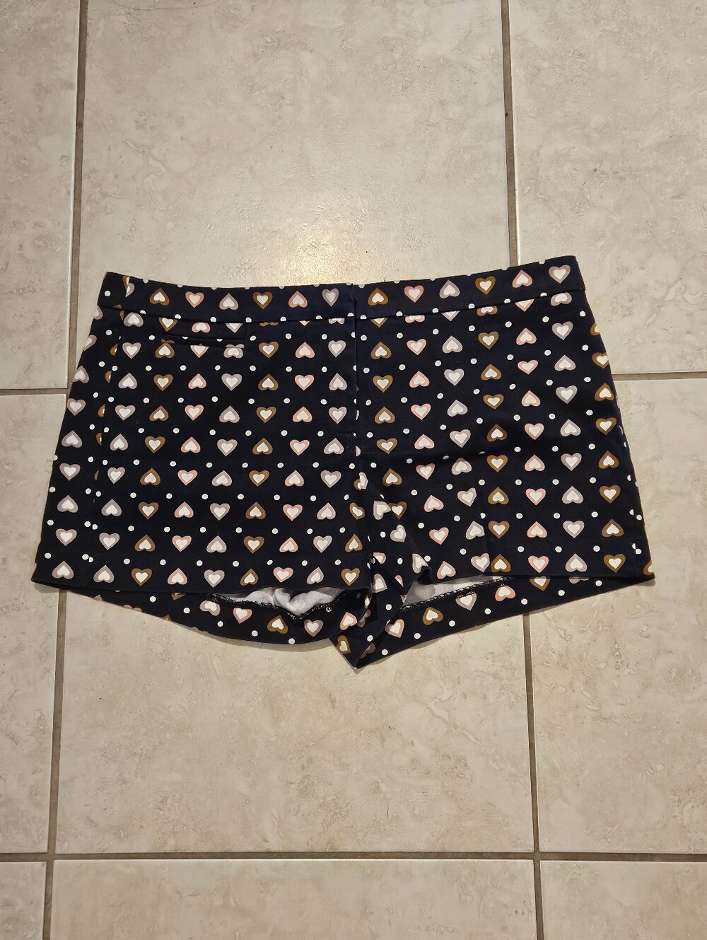 J. Crew SZ 10 Women's Chino Shorty Shorts Multi Color Hearts Preppy Sweet Girly - Picture 2 of 10